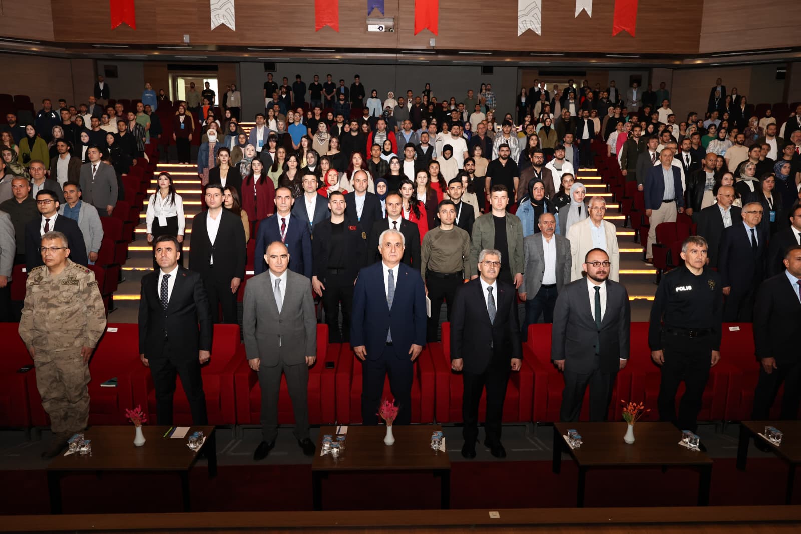 Kamu Yönetiminde Gelişmeler ve Uygulamadan Tecrübe Aktarımı Paneli galeri görseli